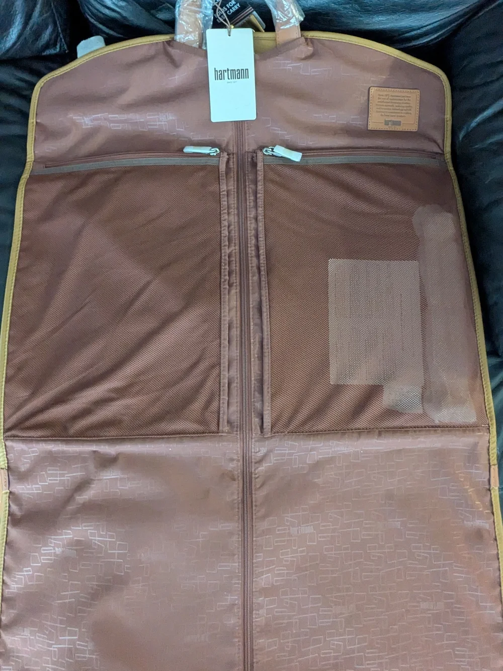 Hartmann Metropolitan 2 Garment Sleeve Color Safari Light Weight Bag NWT